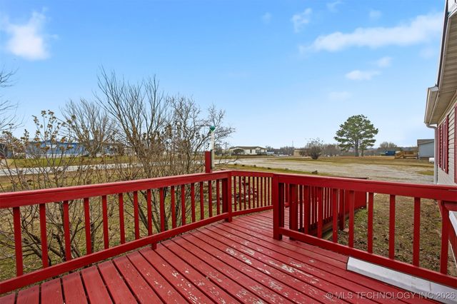 14022 S Crestview Road, Oologah, OK 74053