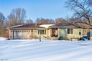 3302 Castalia Avenue, Youngstown, OH 44505