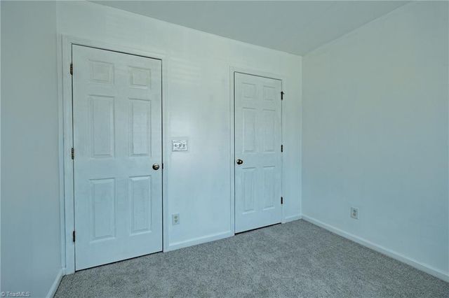 618 Grasswren Way, Greensboro, NC 27409