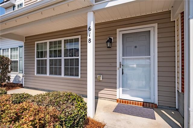 618 Grasswren Way, Greensboro, NC 27409