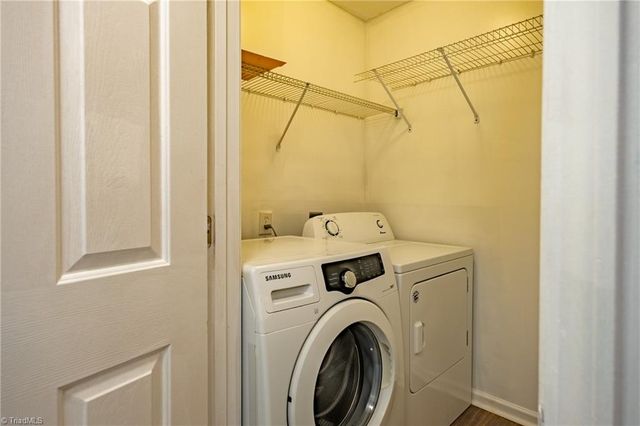 618 Grasswren Way, Greensboro, NC 27409