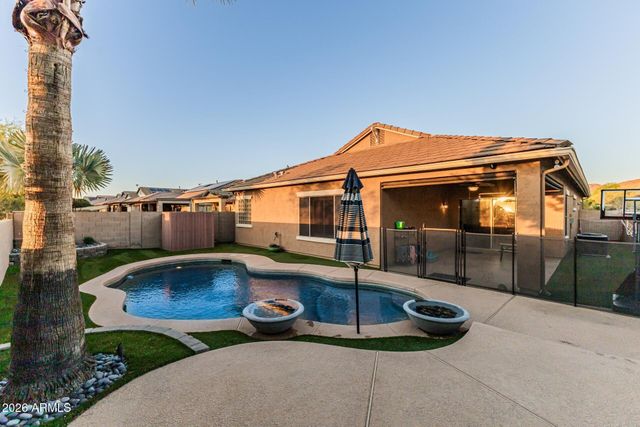 28526 N 26TH Drive, Phoenix, AZ 85085