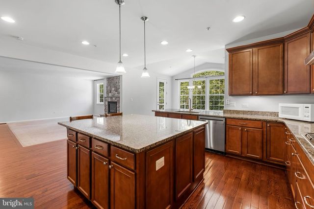 124 MOON CRADLE LN, Catonsville, MD 21228