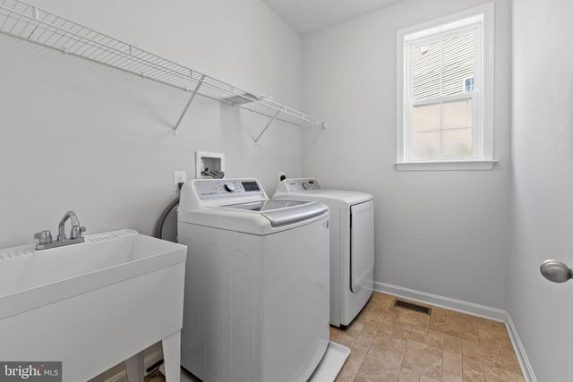 124 MOON CRADLE LN, Catonsville, MD 21228