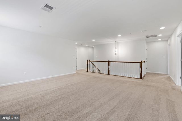 124 MOON CRADLE LN, Catonsville, MD 21228