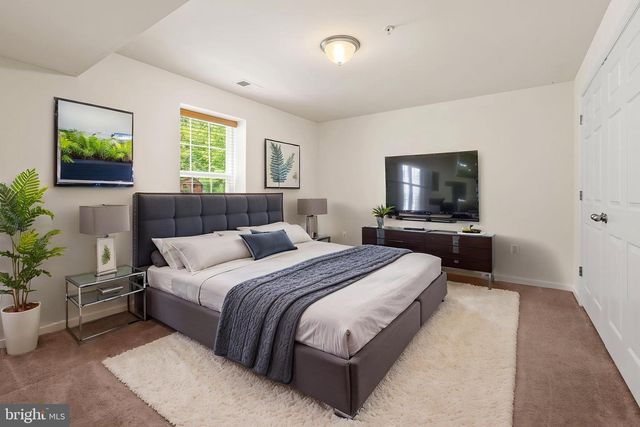 124 MOON CRADLE LN, Catonsville, MD 21228