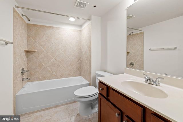 124 MOON CRADLE LN, Catonsville, MD 21228