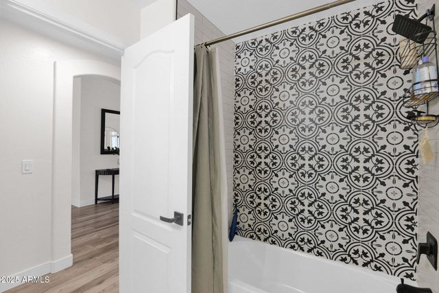 665 W MINTON Drive, Tempe, AZ 85282