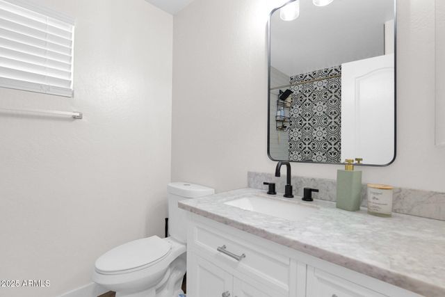 665 W MINTON Drive, Tempe, AZ 85282