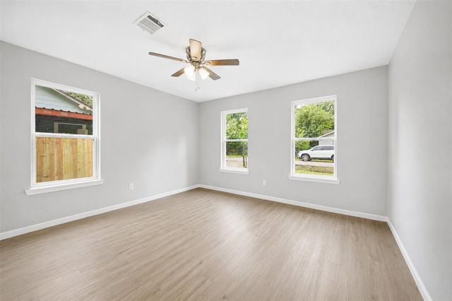 6403 Gainesville Street, Houston, TX 77020