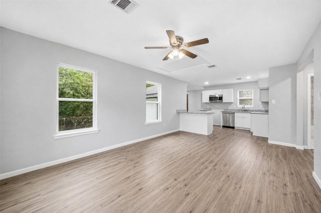 6403 Gainesville Street, Houston, TX 77020