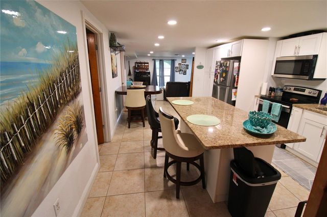 5802 GREENWOOD WAY, Holiday, FL 34690