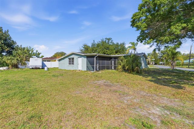 5802 GREENWOOD WAY, Holiday, FL 34690