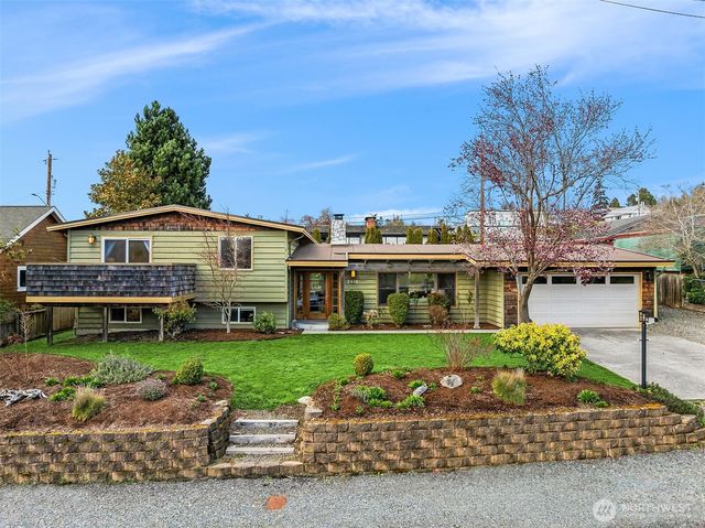 2416 NW 198th Street, Shoreline, WA 98177