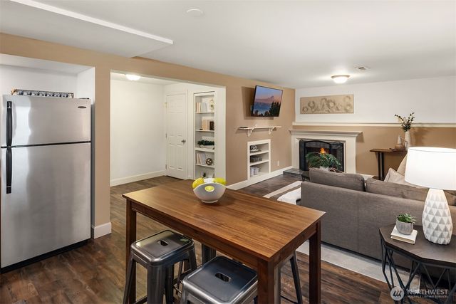 2416 NW 198th Street, Shoreline, WA 98177