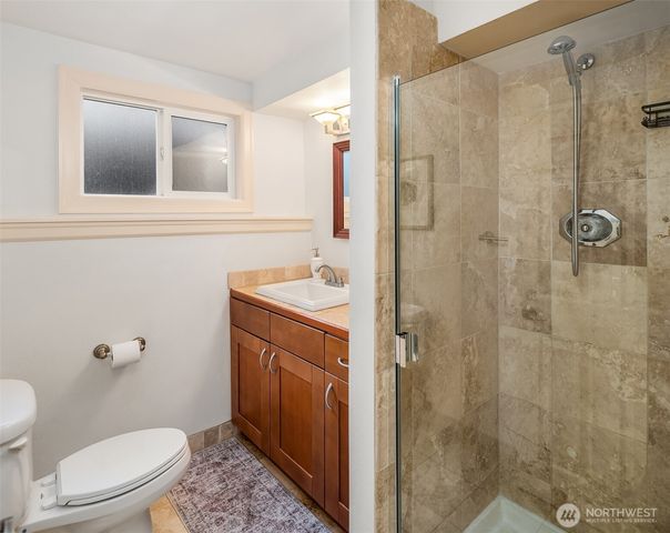 2416 NW 198th Street, Shoreline, WA 98177