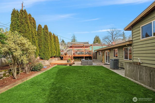 2416 NW 198th Street, Shoreline, WA 98177