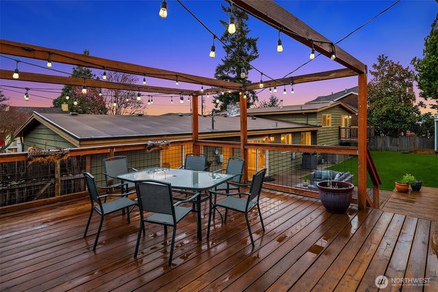 2416 NW 198th Street, Shoreline, WA 98177