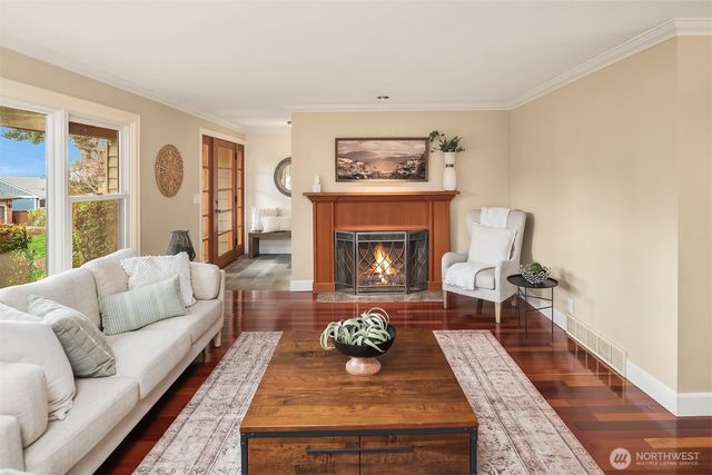 2416 NW 198th Street, Shoreline, WA 98177