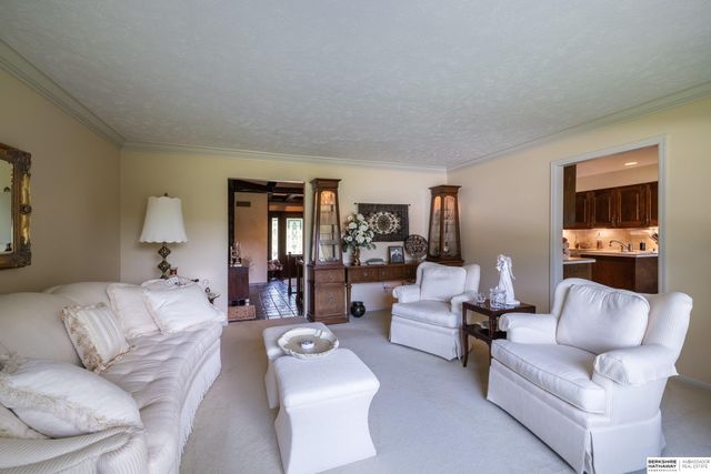 706 Martin Drive, Bellevue, NE 68005