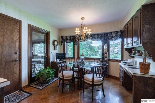 706 Martin Drive, Bellevue, NE 68005