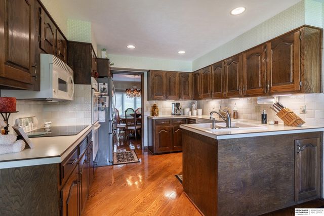706 Martin Drive, Bellevue, NE 68005