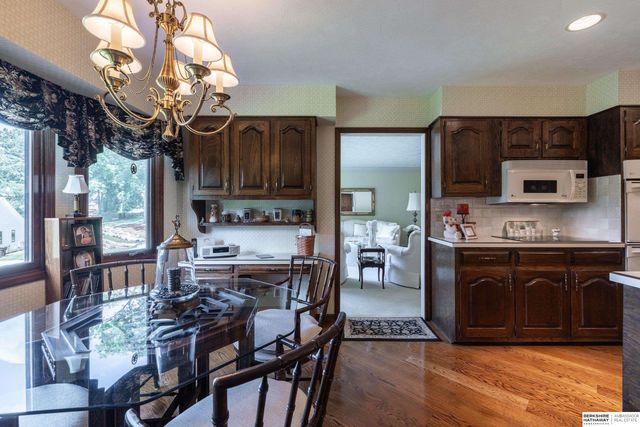 706 Martin Drive, Bellevue, NE 68005
