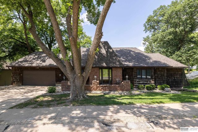 706 Martin Drive, Bellevue, NE 68005
