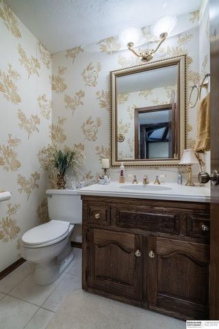 706 Martin Drive, Bellevue, NE 68005