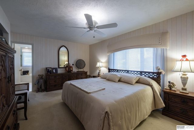706 Martin Drive, Bellevue, NE 68005