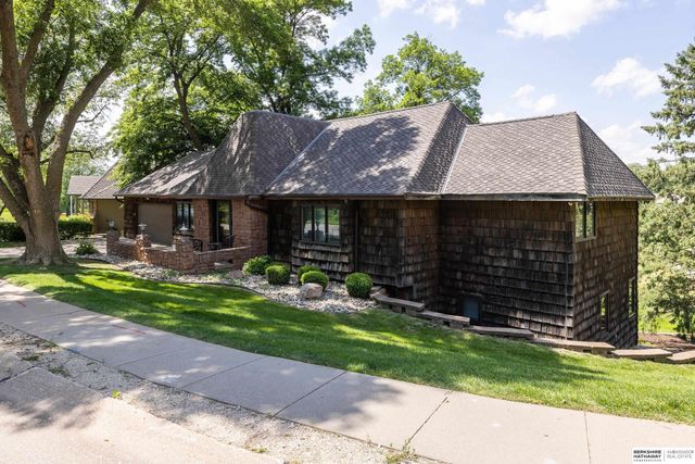706 Martin Drive, Bellevue, NE 68005