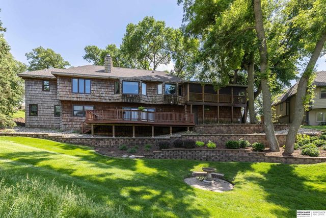 706 Martin Drive, Bellevue, NE 68005