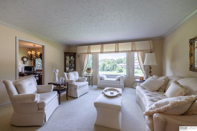 706 Martin Drive, Bellevue, NE 68005