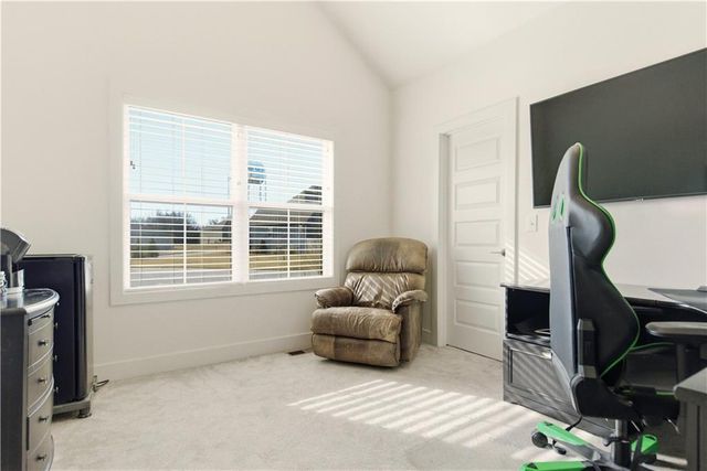 1121 SW Brookside Court, Lee's Summit, MO 64064