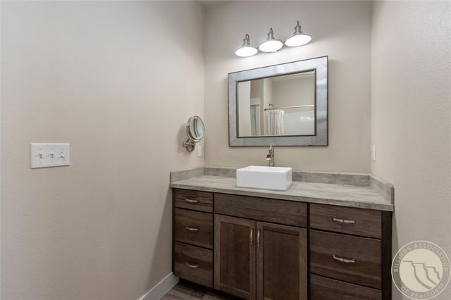 945 S 84th Street W, Billings, MT 59106