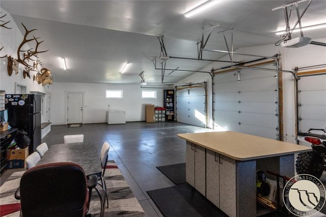 945 S 84th Street W, Billings, MT 59106