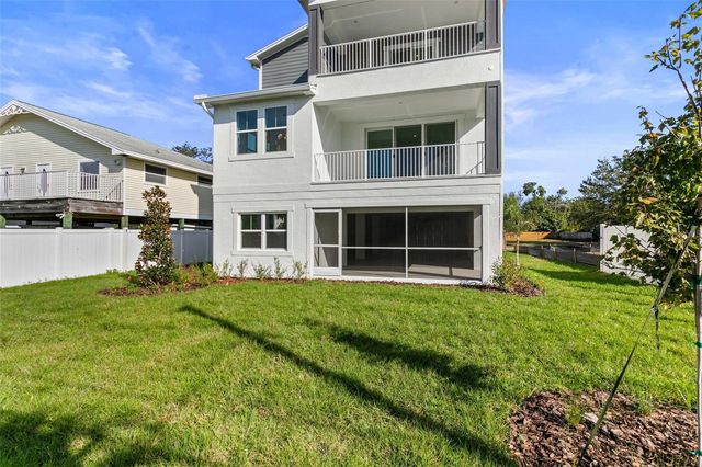 4010 HUNTINGTON STREET NE, St Petersburg, FL 33703