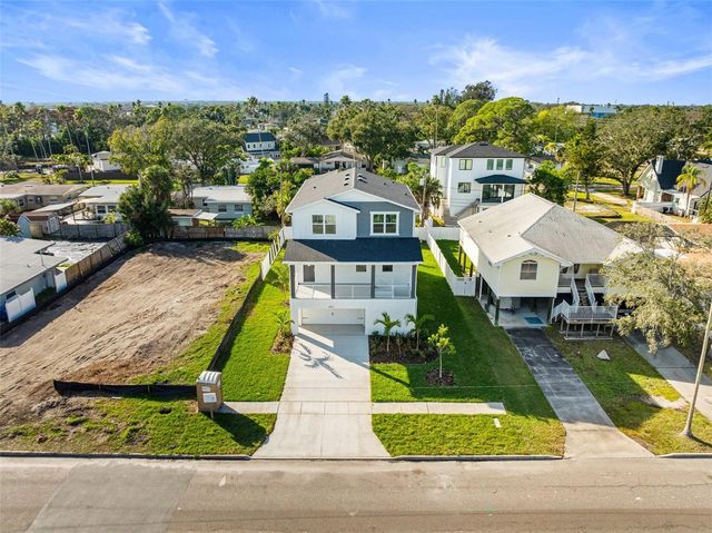 4010 HUNTINGTON STREET NE, St Petersburg, FL 33703