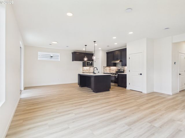 2018 Nw 17TH Pl, Battle Ground, WA 98604