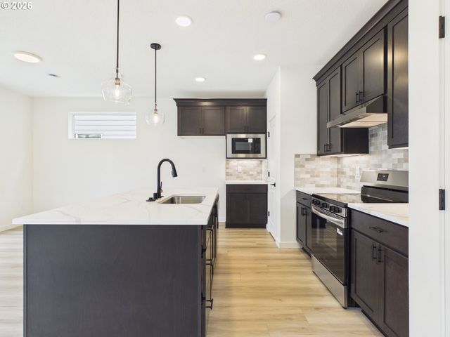 2018 Nw 17TH Pl, Battle Ground, WA 98604
