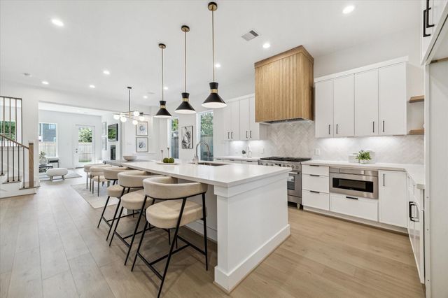 1223 Prince Street, Houston, TX 77008