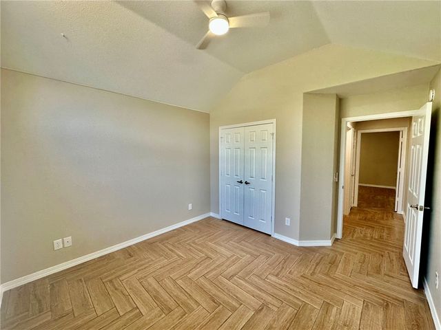6 Roessler Lane, Bella Vista, AR 72715