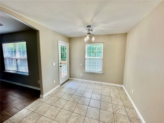 6 Roessler Lane, Bella Vista, AR 72715