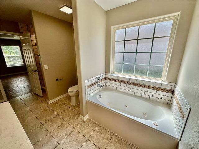 6 Roessler Lane, Bella Vista, AR 72715