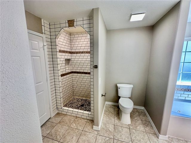 6 Roessler Lane, Bella Vista, AR 72715