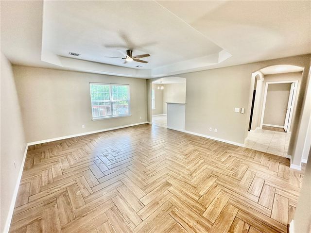 6 Roessler Lane, Bella Vista, AR 72715