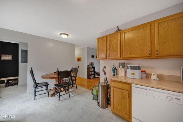 375 South Sky, Kingsport, TN 37660