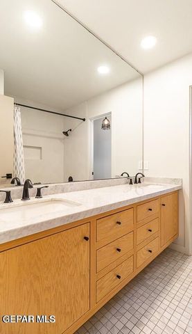 7025 SAN MARINO Drive, El Paso, TX 79912
