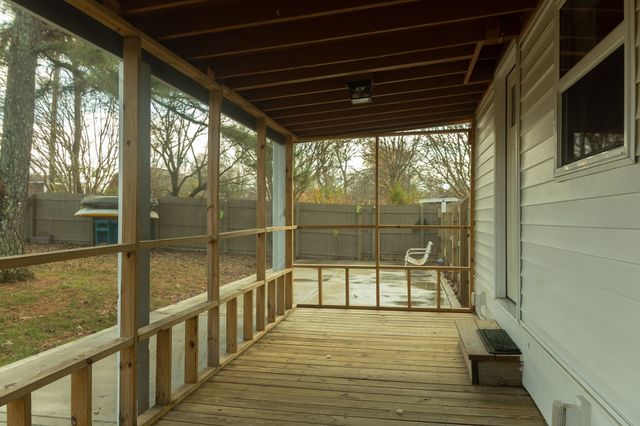 101 Southwood Dr, Dickson, TN 37055