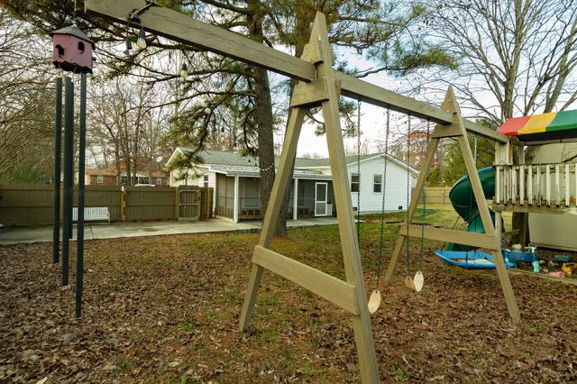 101 Southwood Dr, Dickson, TN 37055